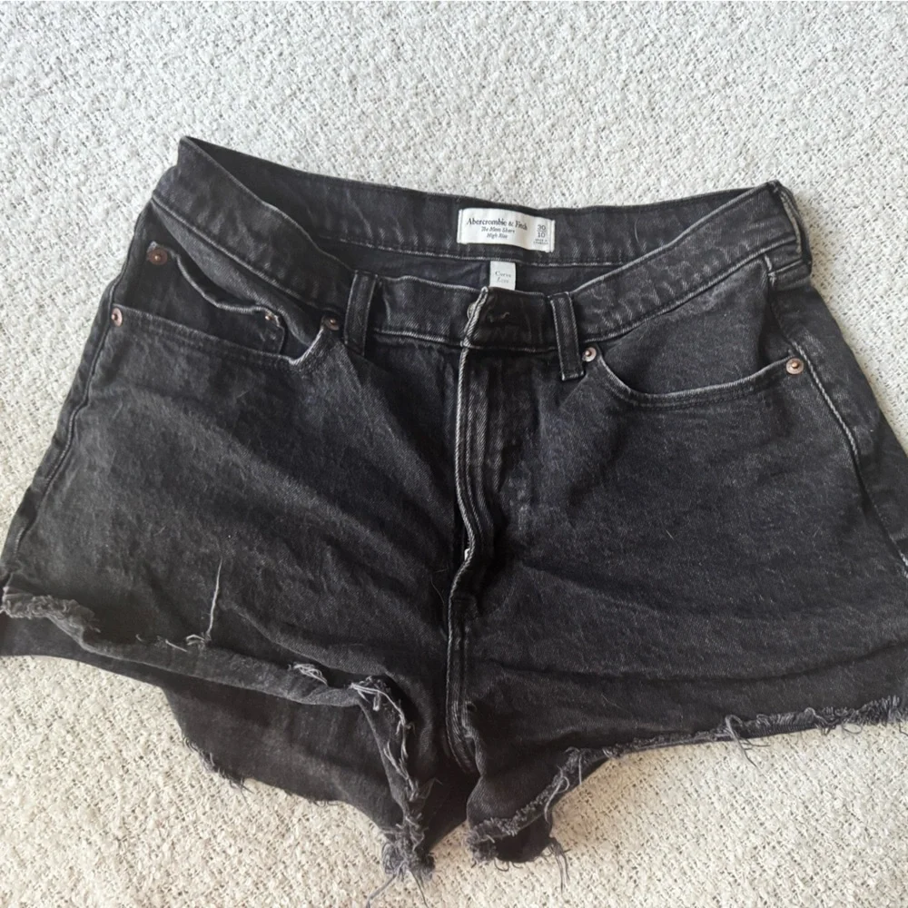 Abercrombie & Fitch mom short - Picture 1 of 3